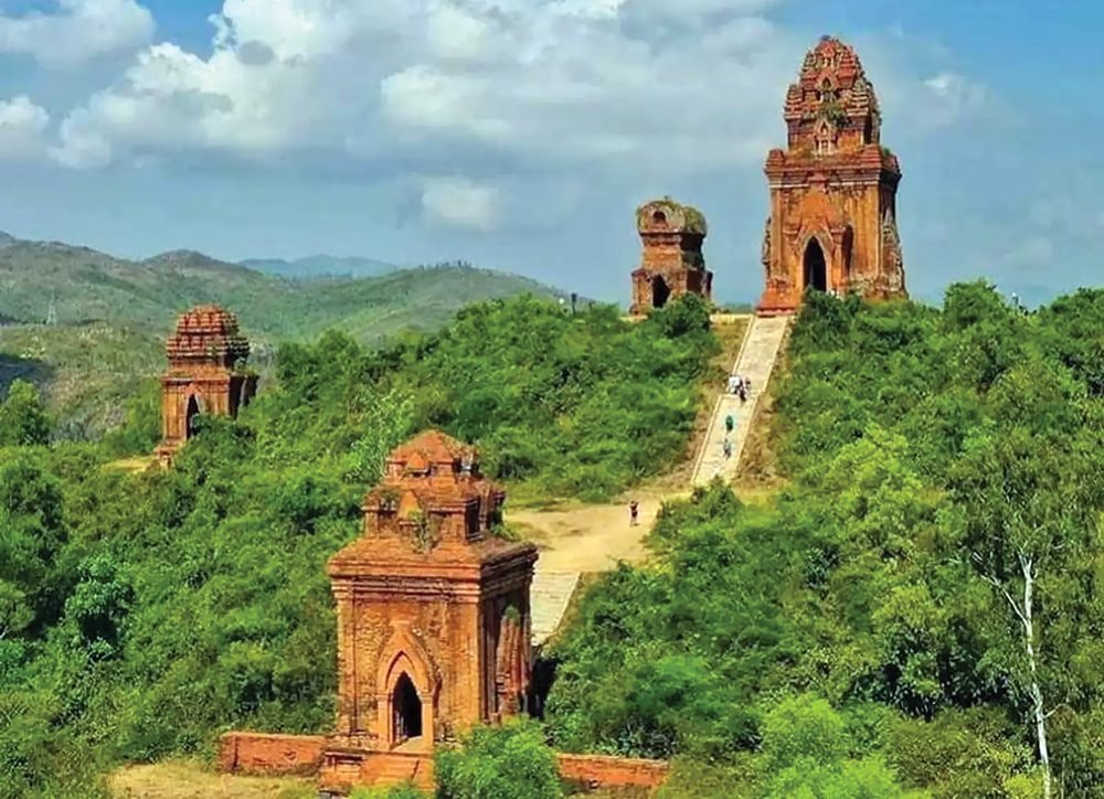 Tour Tây Sơn Tam Kiệt - Hành trình khám phá lịch sử