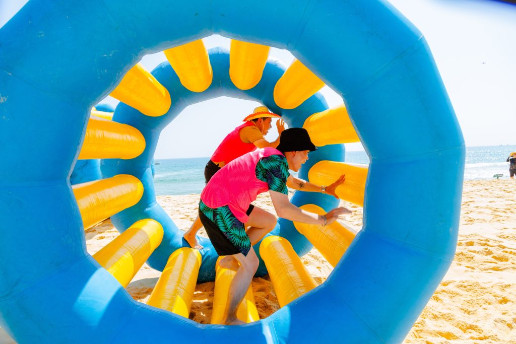 Vật dụng Teambuilding kỳ co